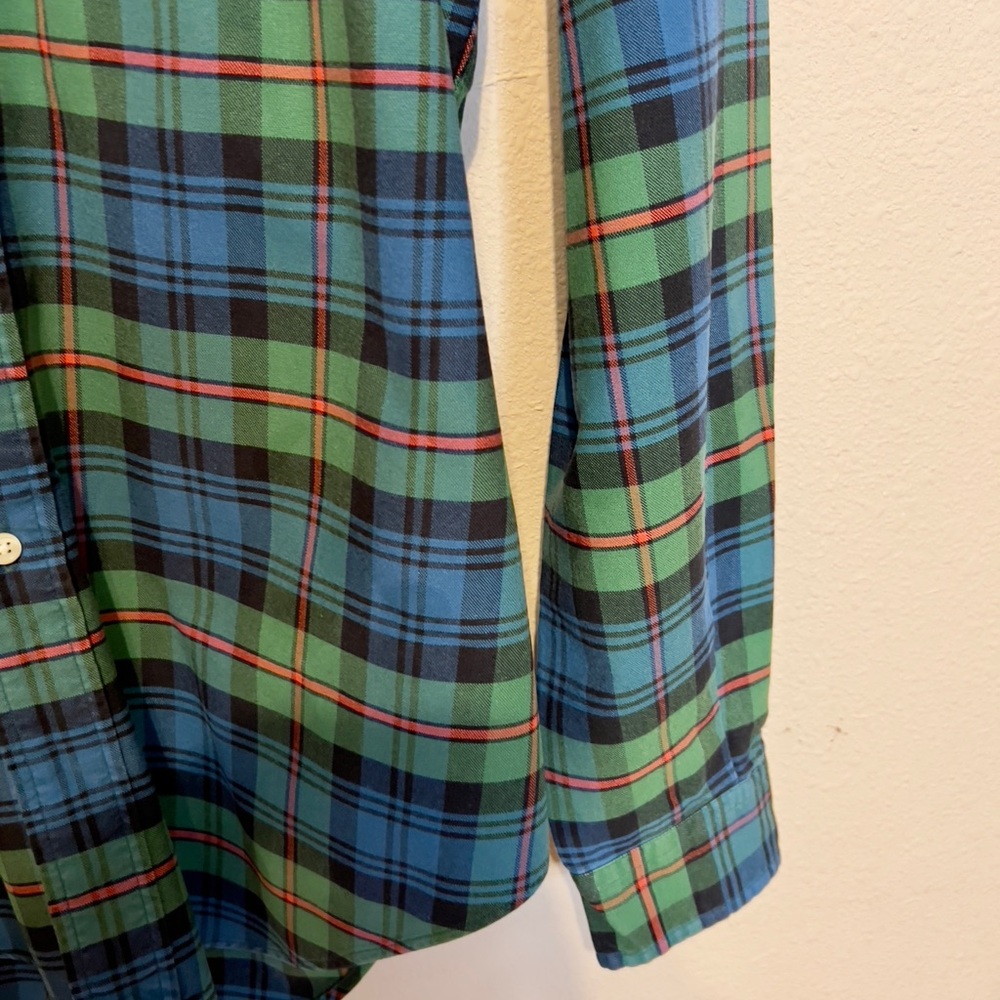 Ralph Lauren Blue and Green Casual Button Down Shirt - Picture 5 of 6